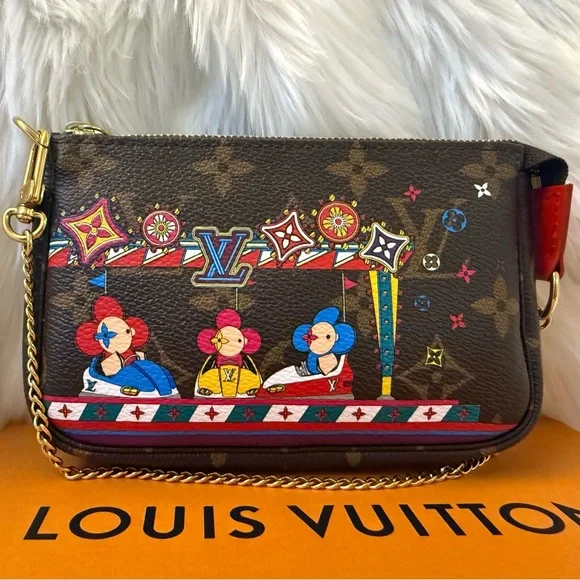 Monogram 2020 Christmas Animation Bumper Cars Mini Pochette Accessories - Picture 1 of 8